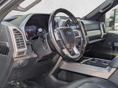 2020 Ford Super Duty F-350 SRW Platinum 4WD Crew Cab 6.75' Box