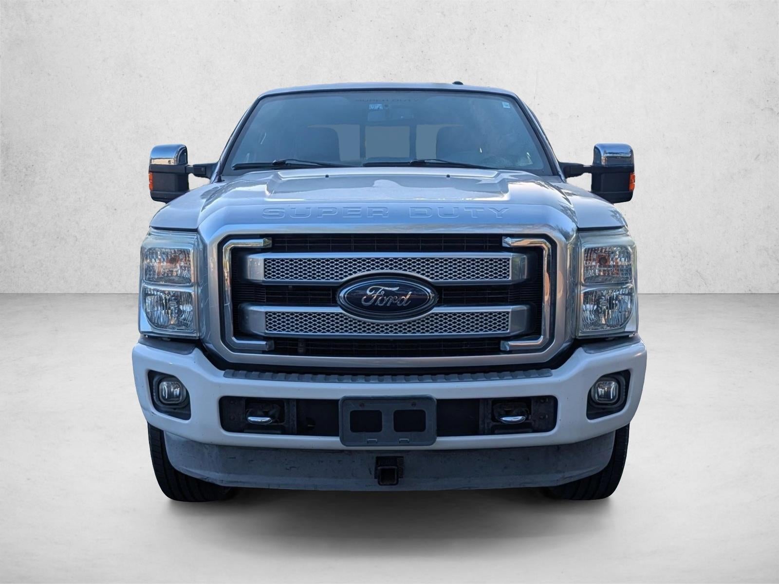 2014 Ford Super Duty F-350 SRW 4WD Crew Cab 6-3/4 Ft Box Platinum