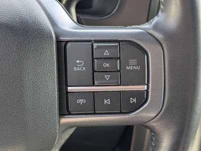 2023 Ford Super Duty F-350 DRW LARIAT 4WD Crew Cab 8' Box