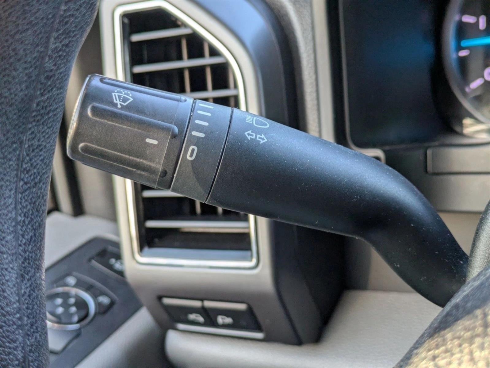 2019 Ford Super Duty F-250 SRW XLT 4WD Reg Cab 8' Box