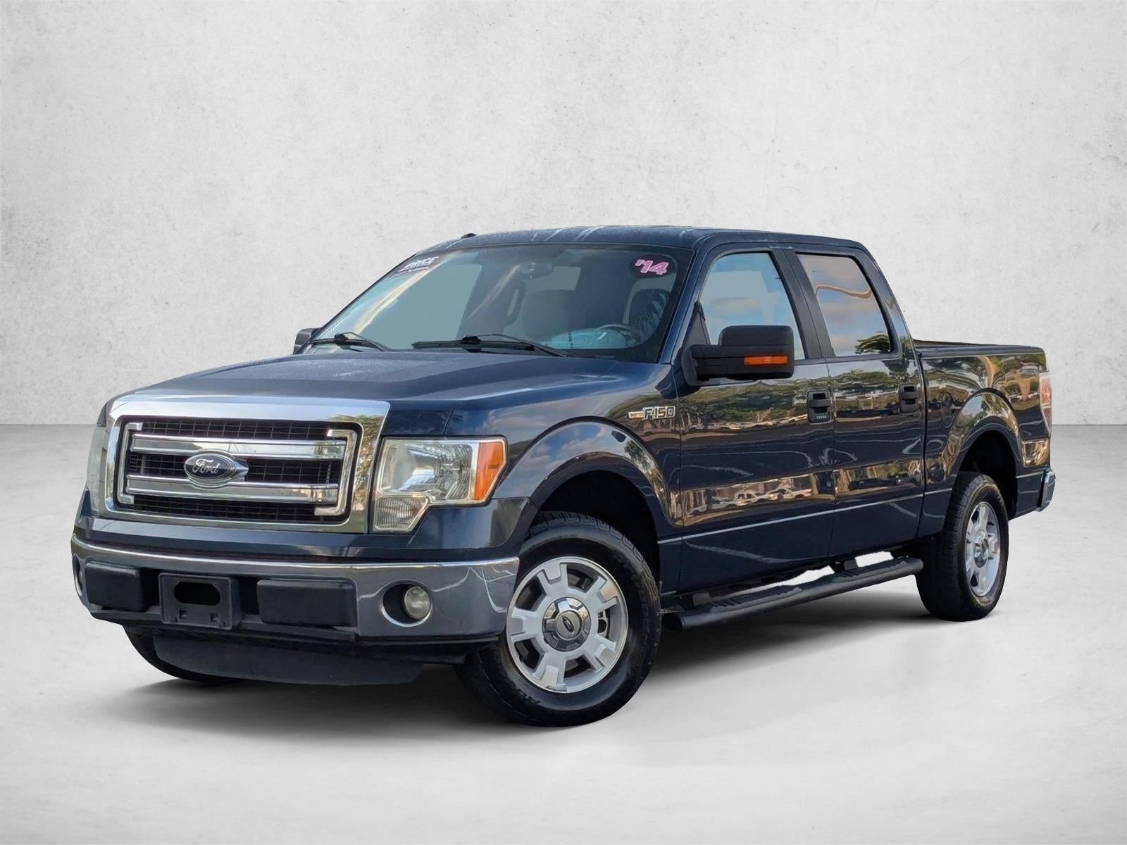 2014 Ford F-150 2WD SuperCrew 5-1/2 Ft Box XLT