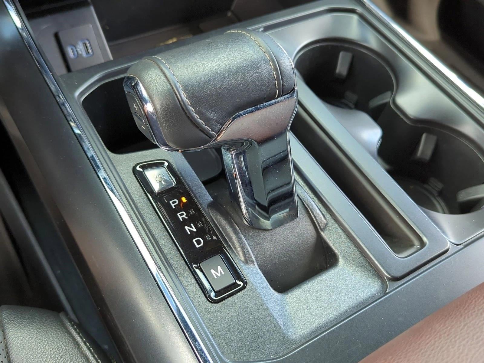 2022 Ford F-150 LARIAT 4WD SuperCrew 5.5' Box