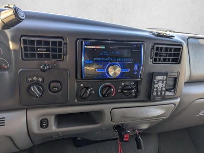 2004 Ford Super Duty F-250 XL