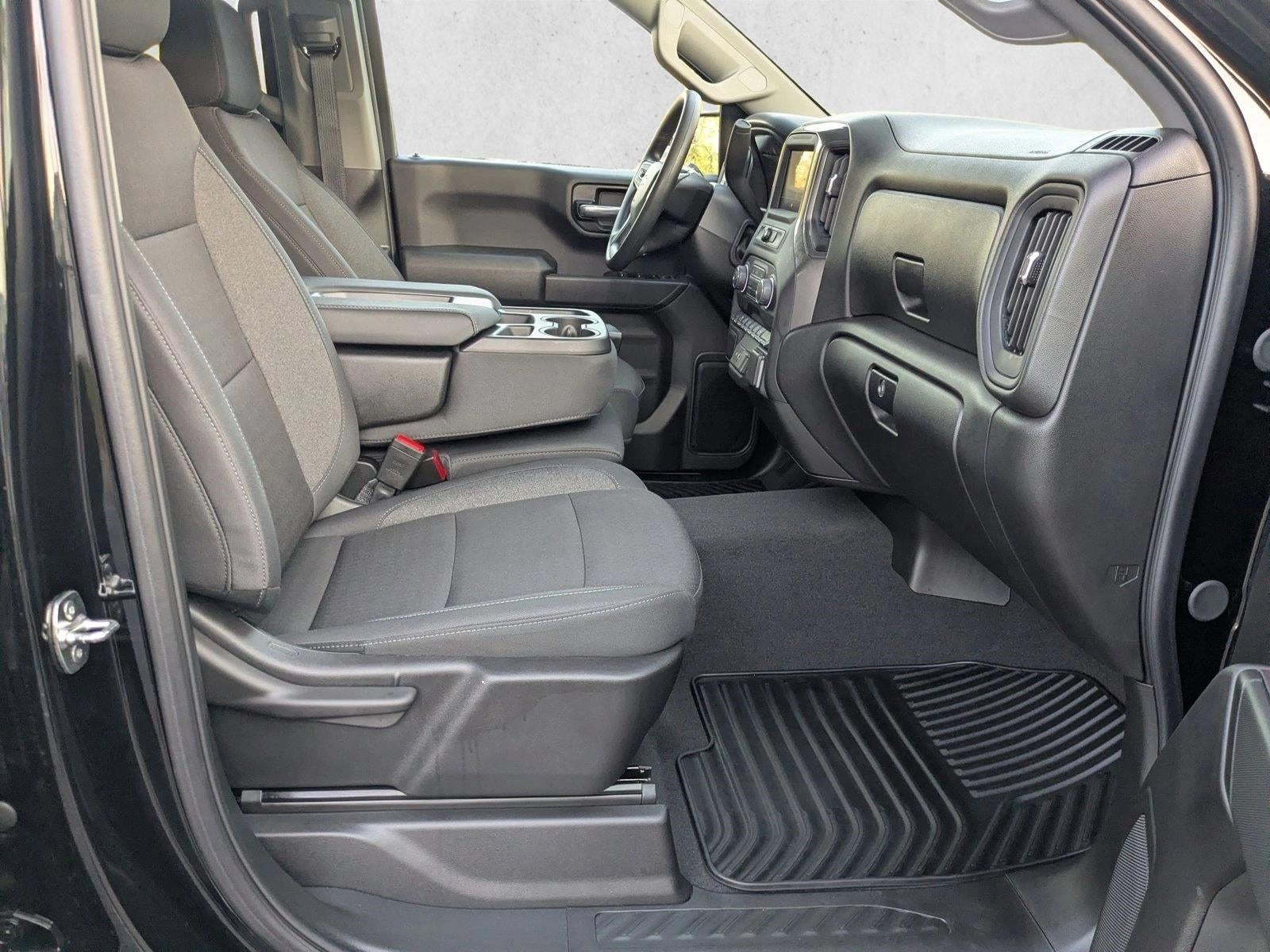 2025 Chevrolet Silverado 1500 Crew Cab Short Box 2-Wheel Drive Custom