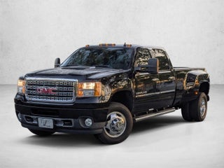 2013 GMC Sierra 3500HD Crew Cab Long Box 4-Wheel Drive Denali