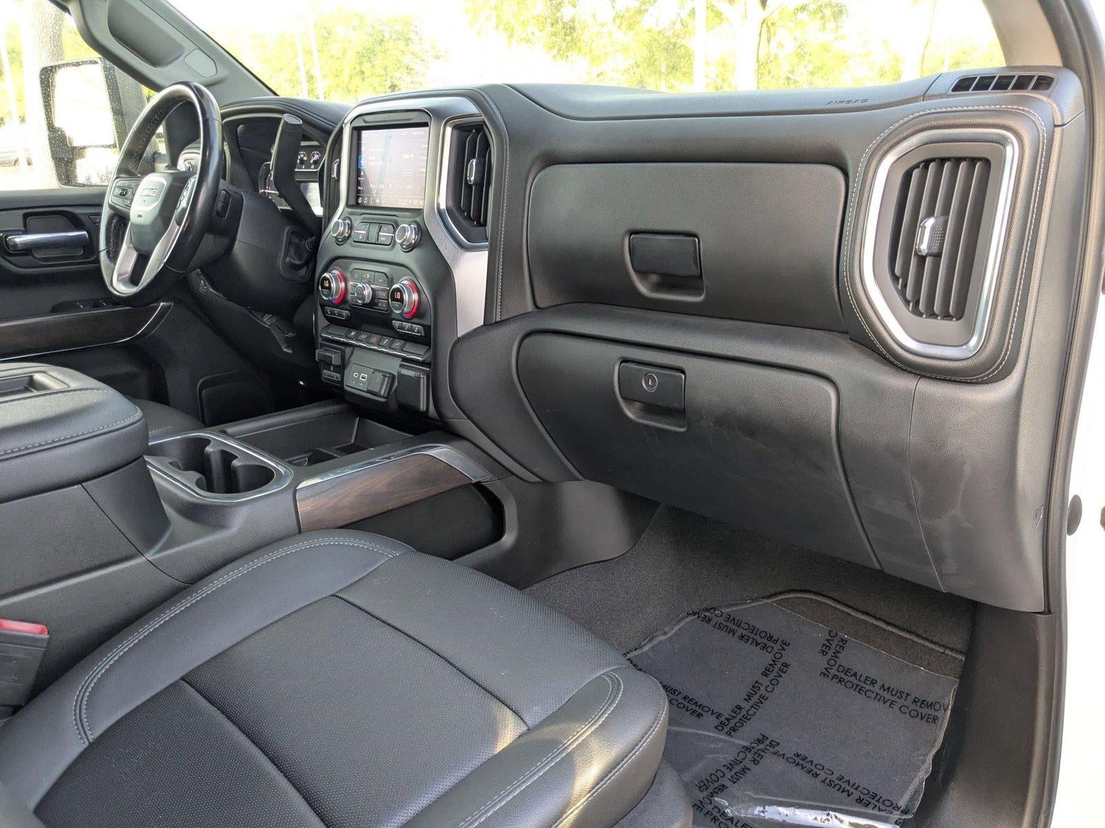 2022 GMC Sierra 2500 HD Crew Cab Standard Box 4-Wheel Drive SLT