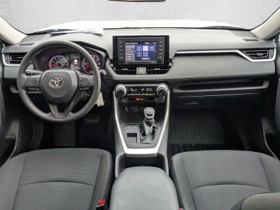 2022 Toyota RAV4 LE FWD (GS)