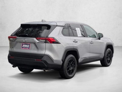 2022 Toyota RAV4 LE FWD (GS)
