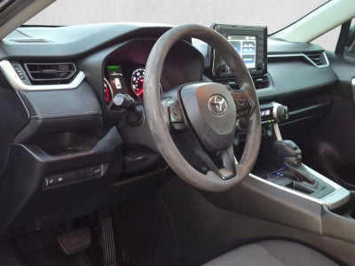 2020 Toyota RAV4 XLE FWD (GS)