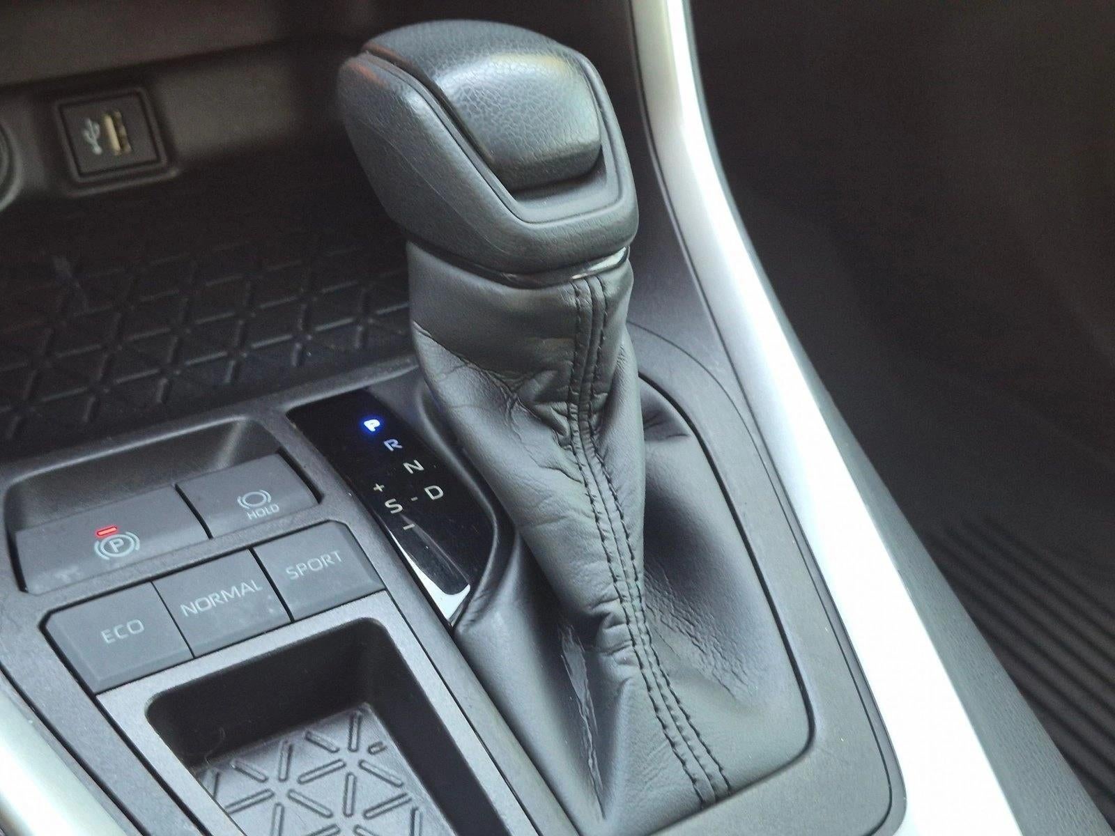 2024 Toyota RAV4 XLE FWD (Natl)