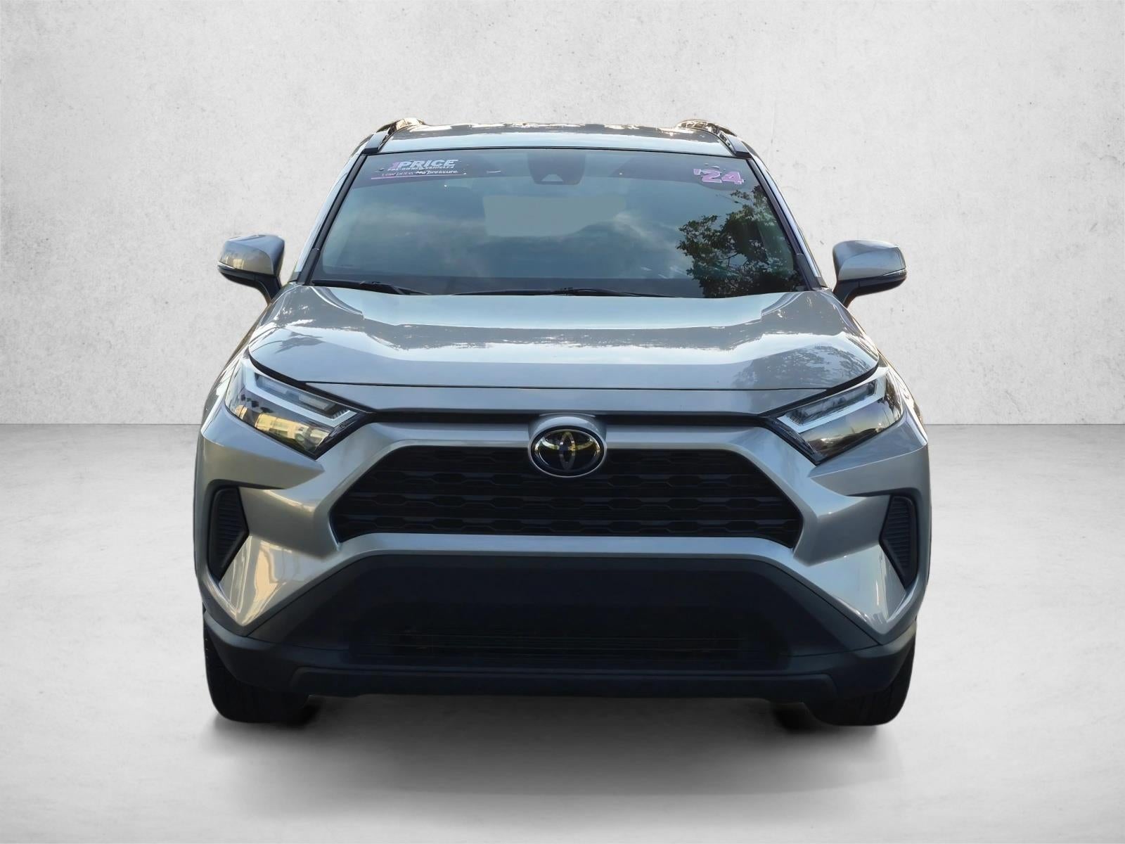 2024 Toyota RAV4 XLE FWD (Natl)
