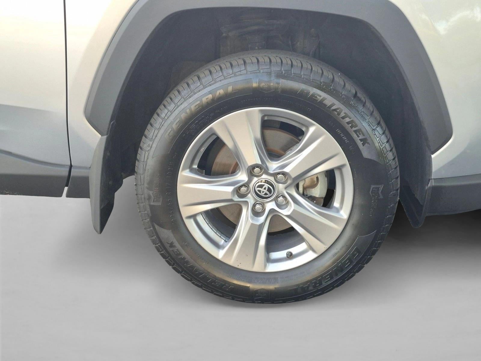 2024 Toyota RAV4 XLE FWD (Natl)