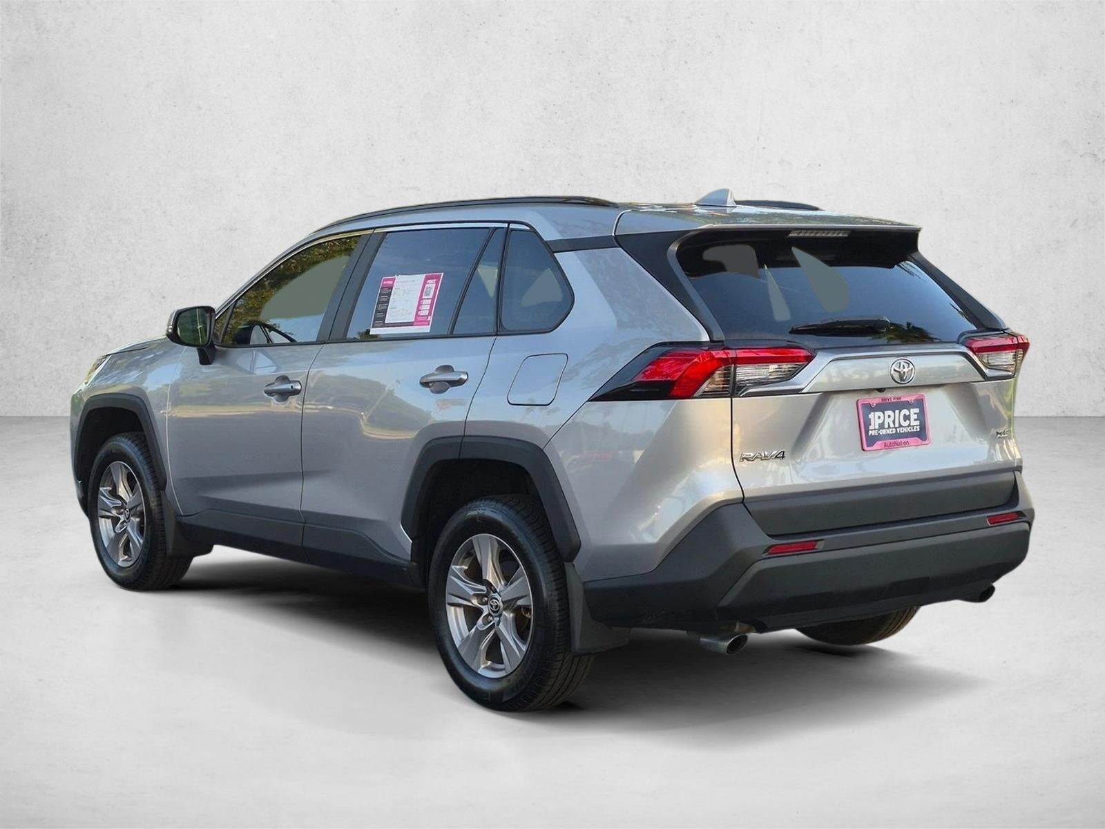 2024 Toyota RAV4 XLE FWD (Natl)