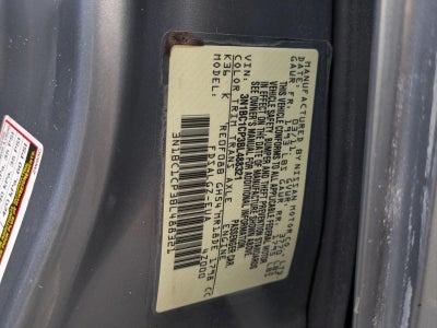2011 Nissan Versa 5dr HB I4 CVT 1.8 SL