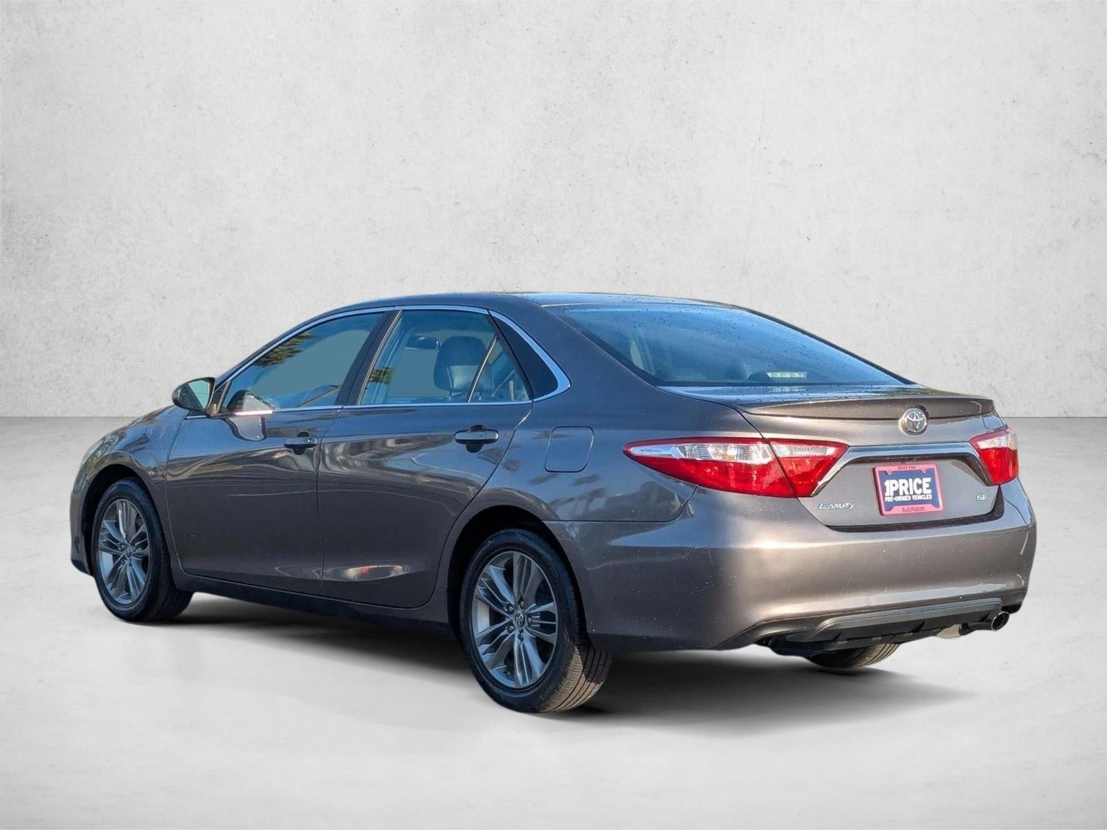 2015 Toyota Camry 4dr Sdn I4 Auto SE (SE)