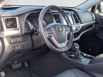 2019 Toyota Highlander Hybrid Limited Platinum V6 AWD (Natl)
