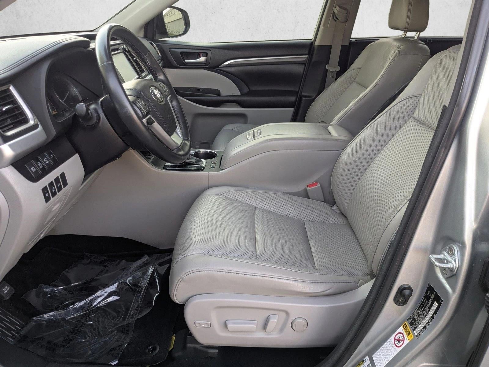 2018 Toyota Highlander Limited Platinum V6 AWD (Natl)