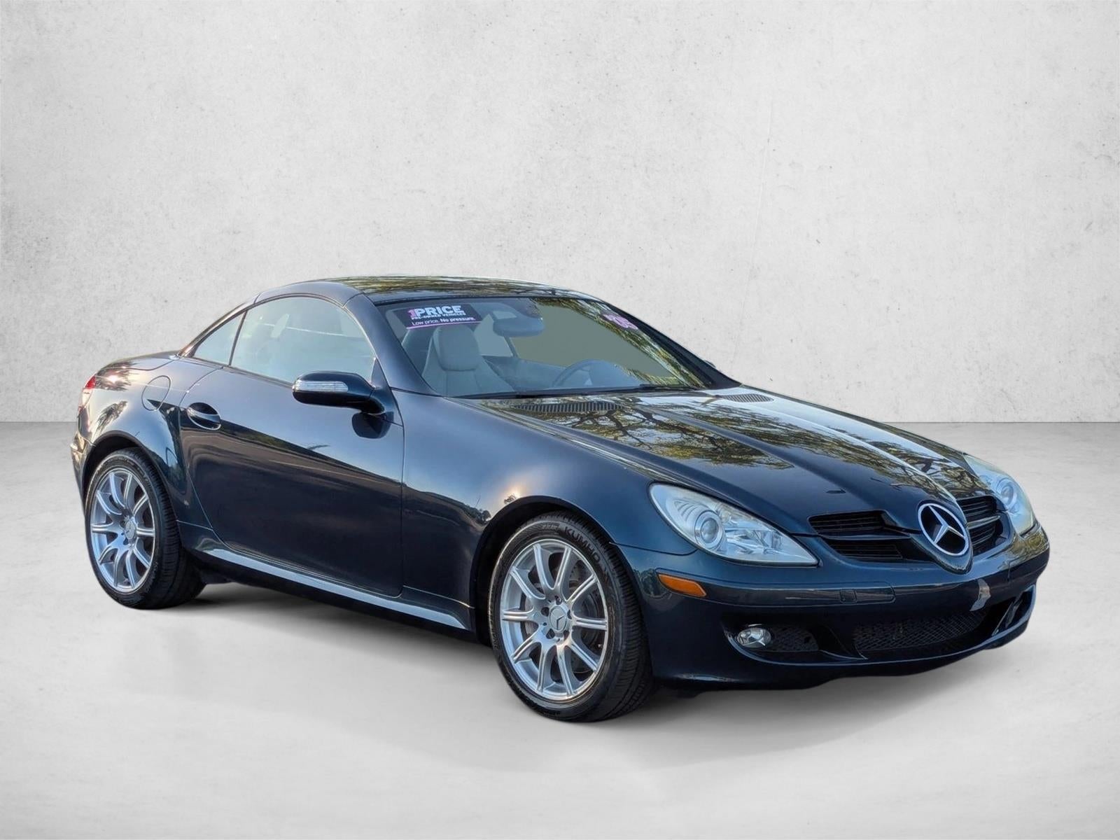 2005 Mercedes-Benz SLK Base
