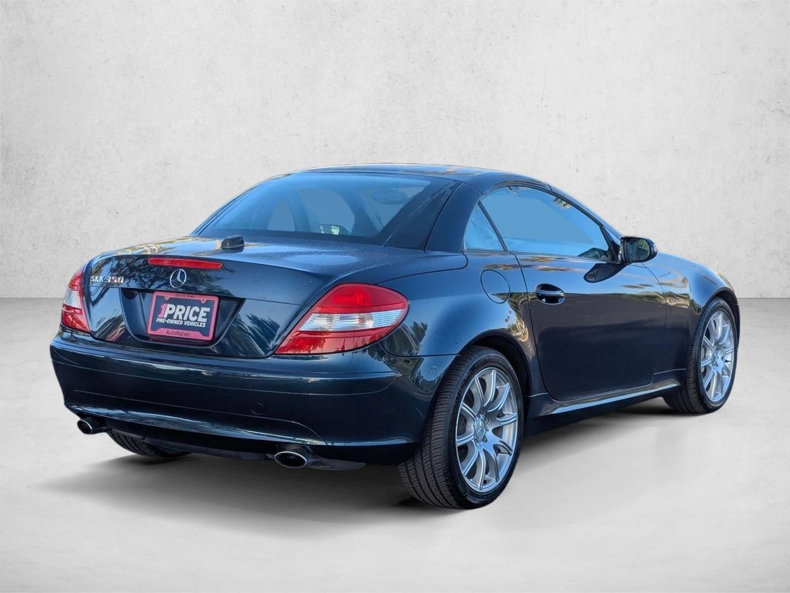 2005 Mercedes-Benz SLK Base