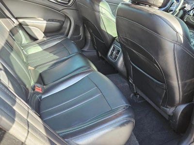2016 Chrysler 200 4dr Sdn C FWD