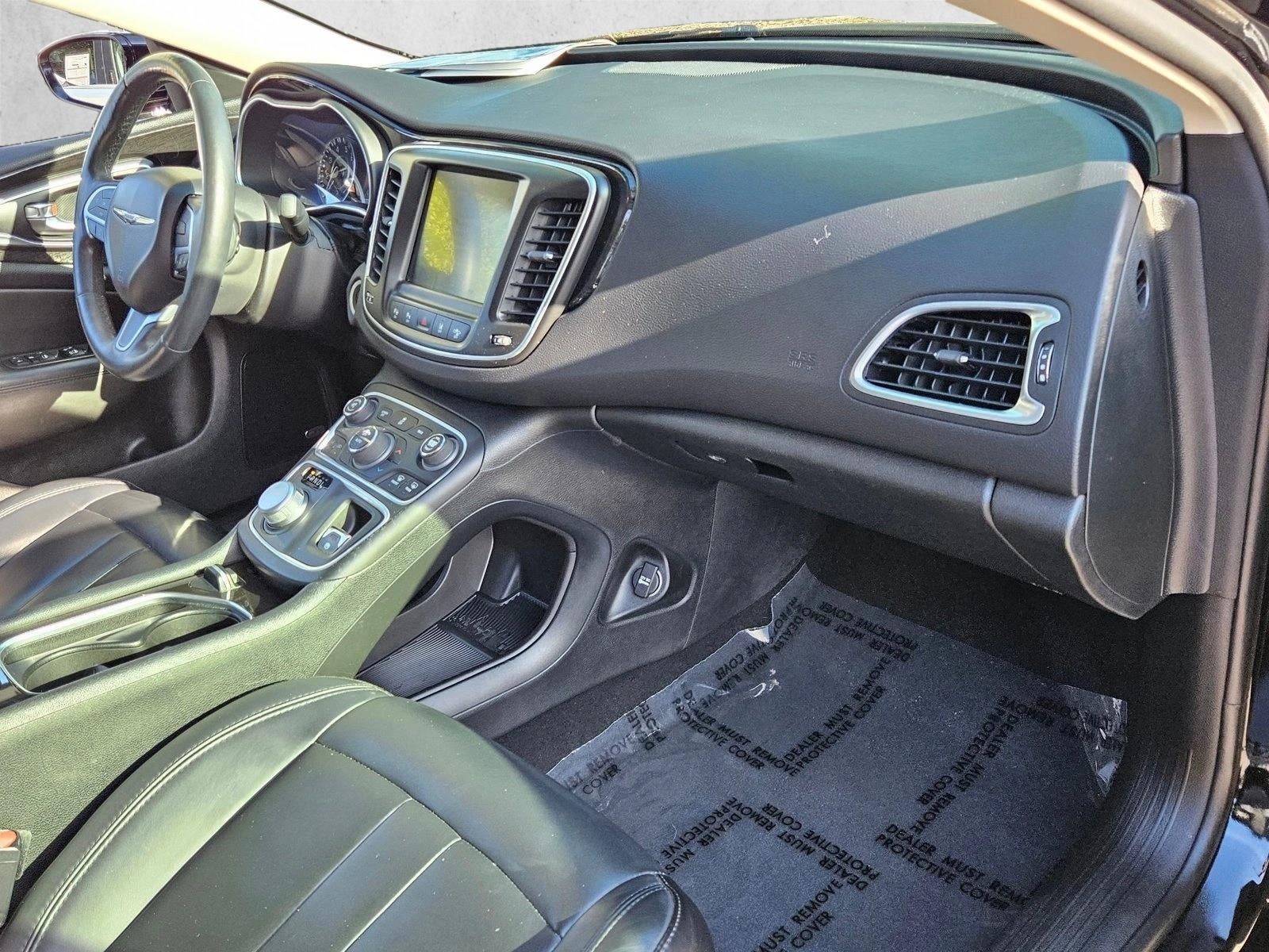 2016 Chrysler 200 4dr Sdn C FWD