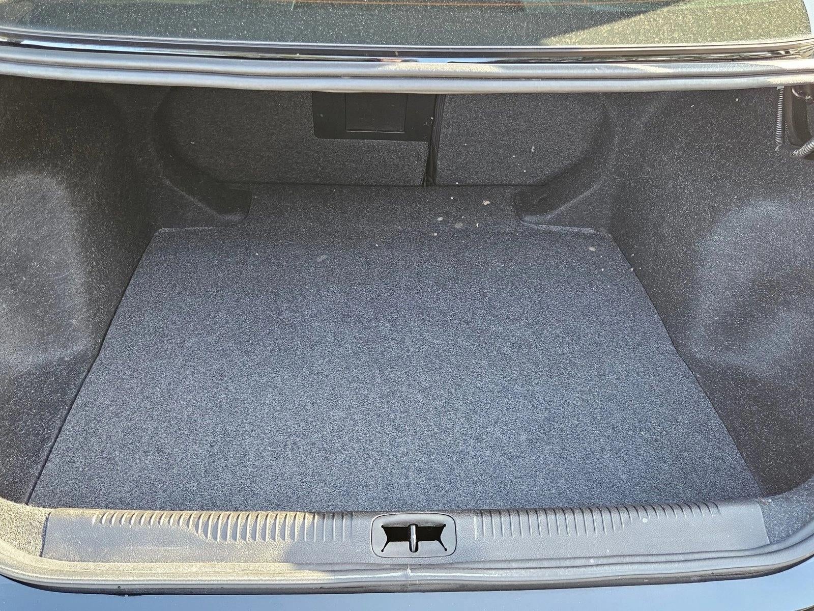 2016 Chrysler 200 4dr Sdn C FWD
