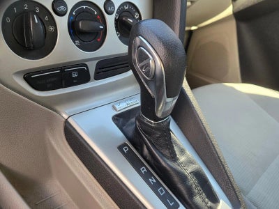 2014 Ford Focus 5dr HB SE