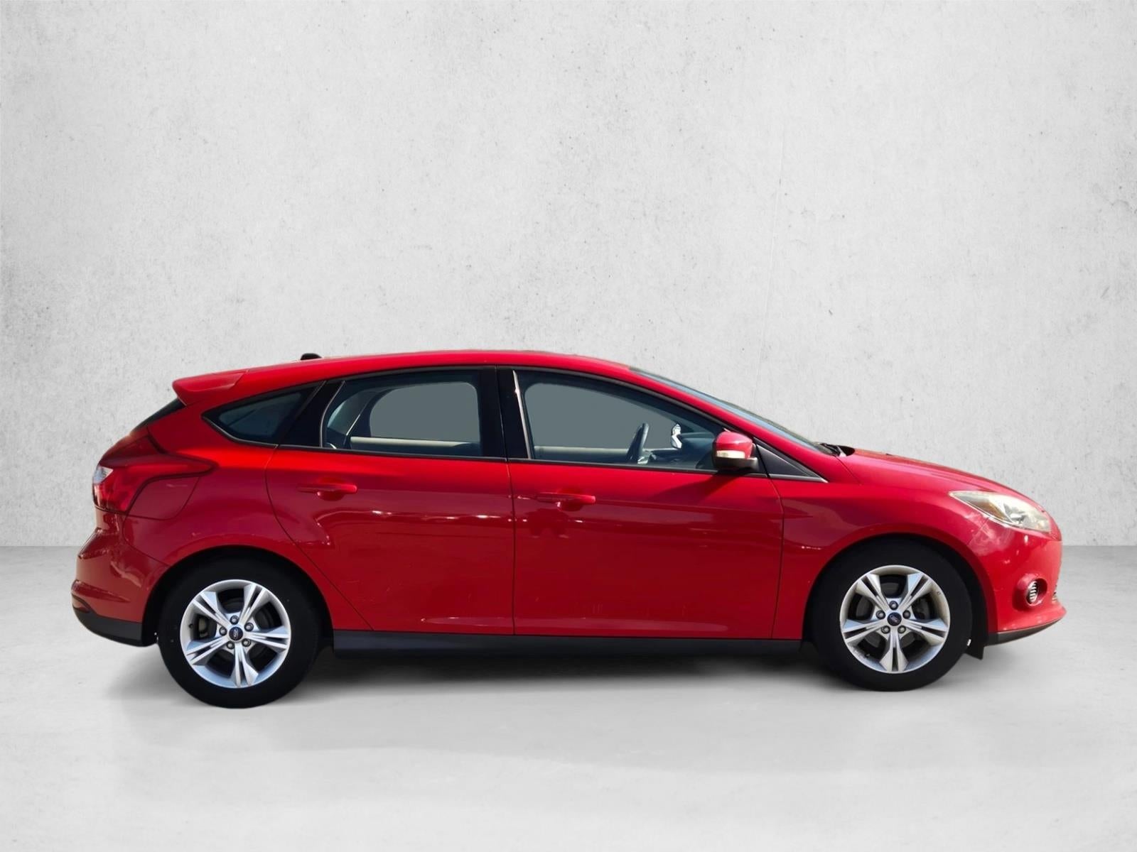 2014 Ford Focus 5dr HB SE