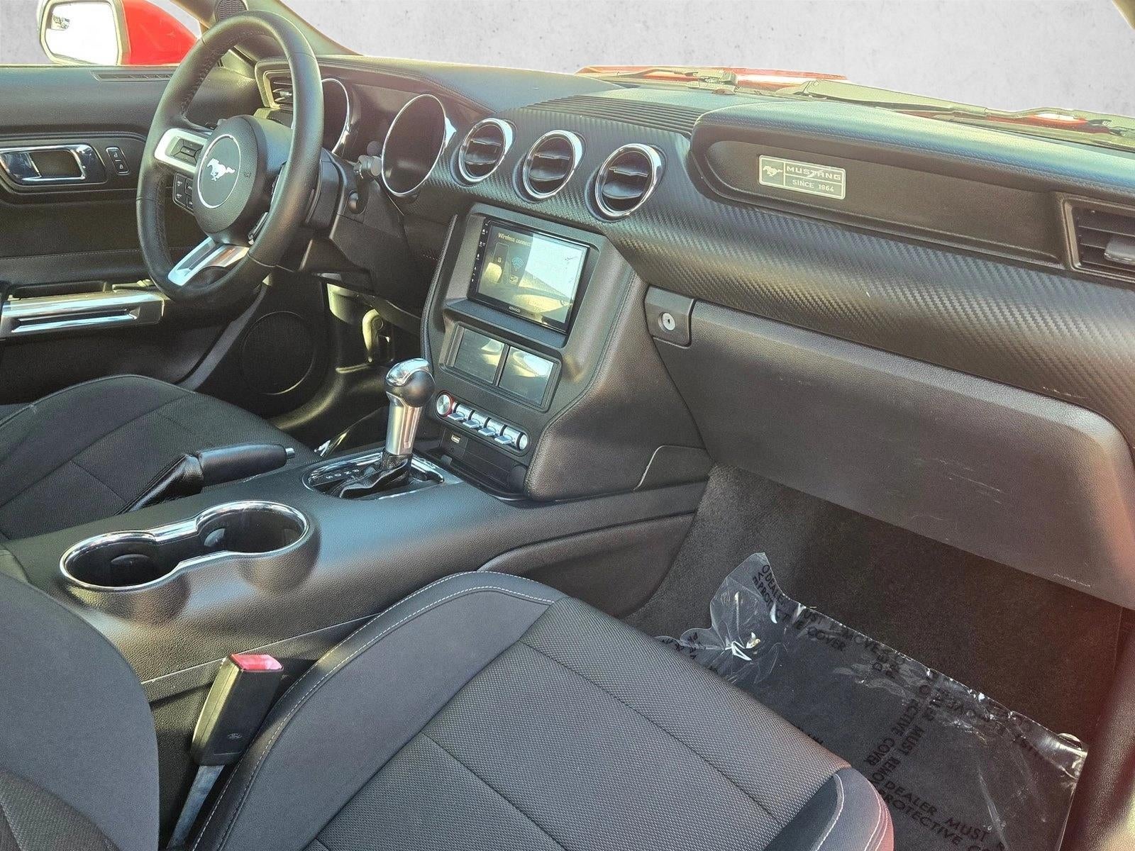 2015 Ford Mustang 2dr Conv V6