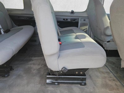 2014 Ford Econoline Wagon E-350 Super Duty Ext XLT