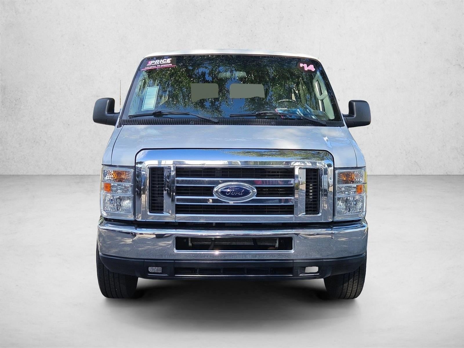 2014 Ford Econoline Wagon E-350 Super Duty Ext XLT