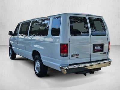 2014 Ford Econoline Wagon E-350 Super Duty Ext XLT