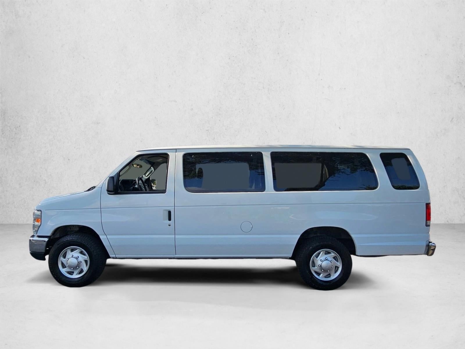 2014 Ford Econoline Wagon E-350 Super Duty Ext XLT