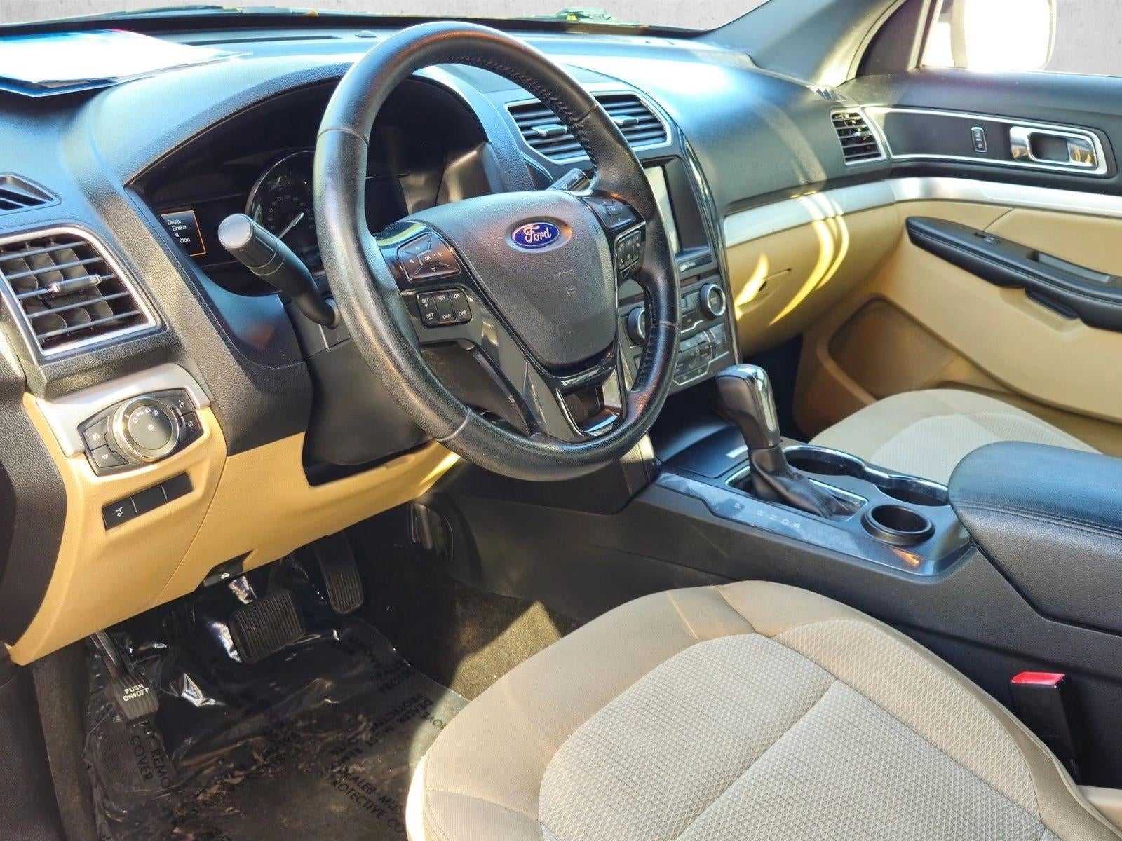 2017 Ford Explorer XLT FWD
