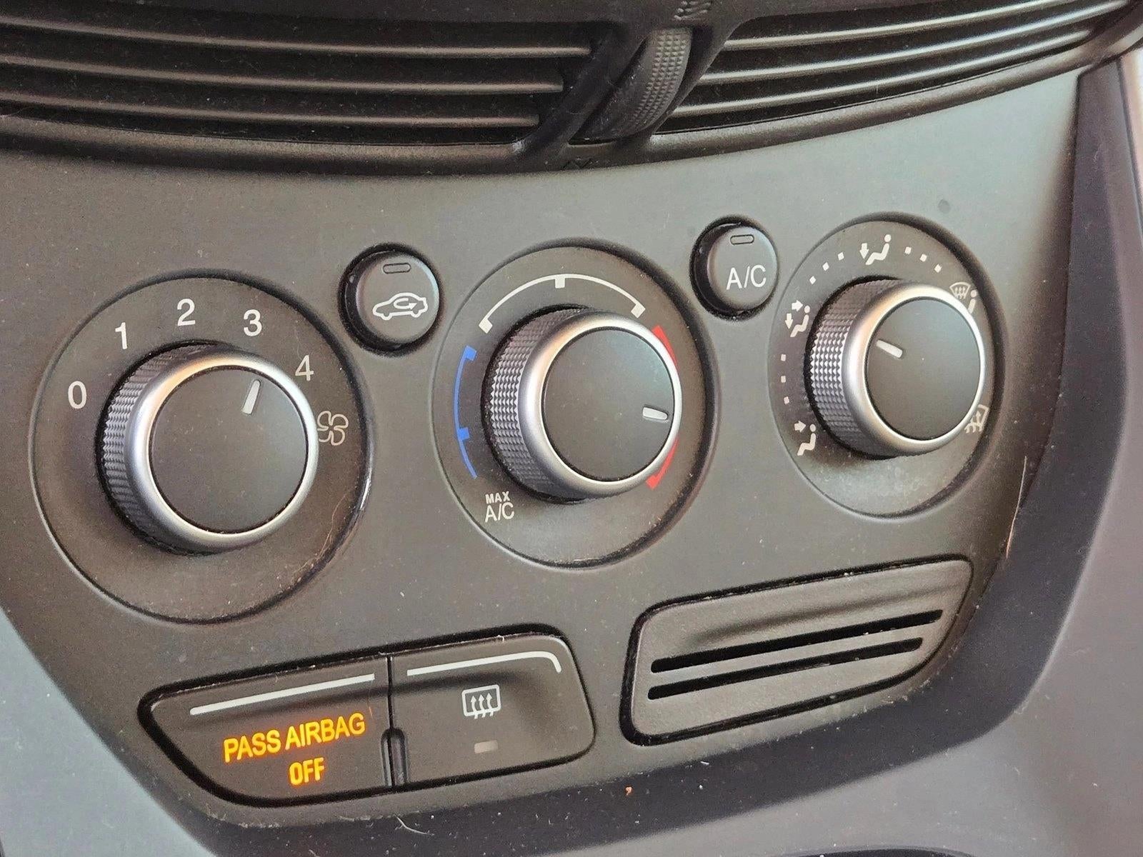 2015 Ford Escape FWD 4dr SE