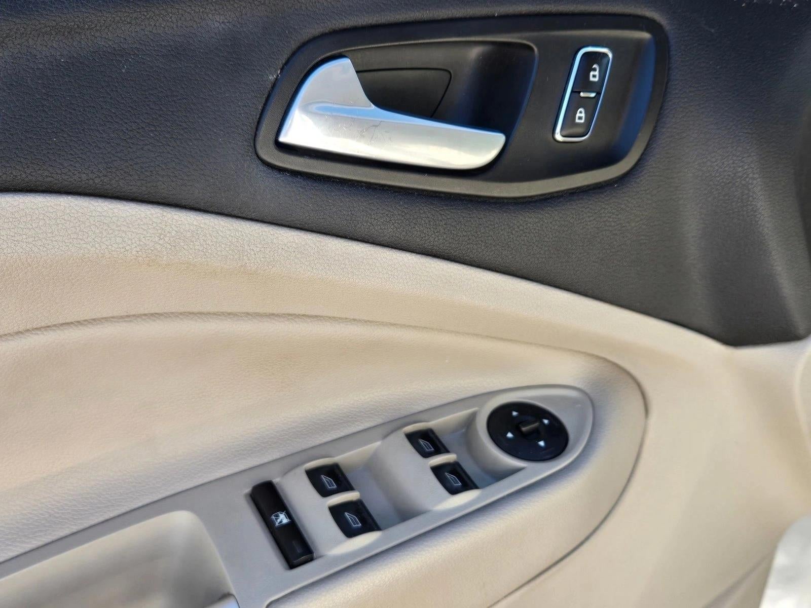 2015 Ford Escape FWD 4dr SE