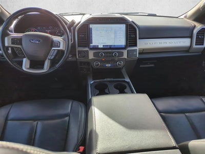 2022 Ford Super Duty F-250 SRW LARIAT 4WD Crew Cab 6.75' Box