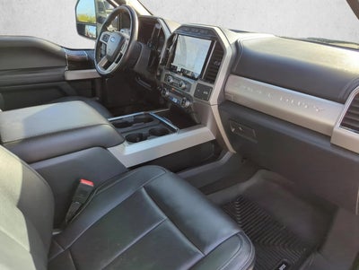 2022 Ford Super Duty F-250 SRW LARIAT 4WD Crew Cab 6.75' Box