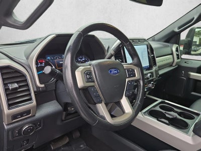 2022 Ford Super Duty F-250 SRW LARIAT 4WD Crew Cab 6.75' Box