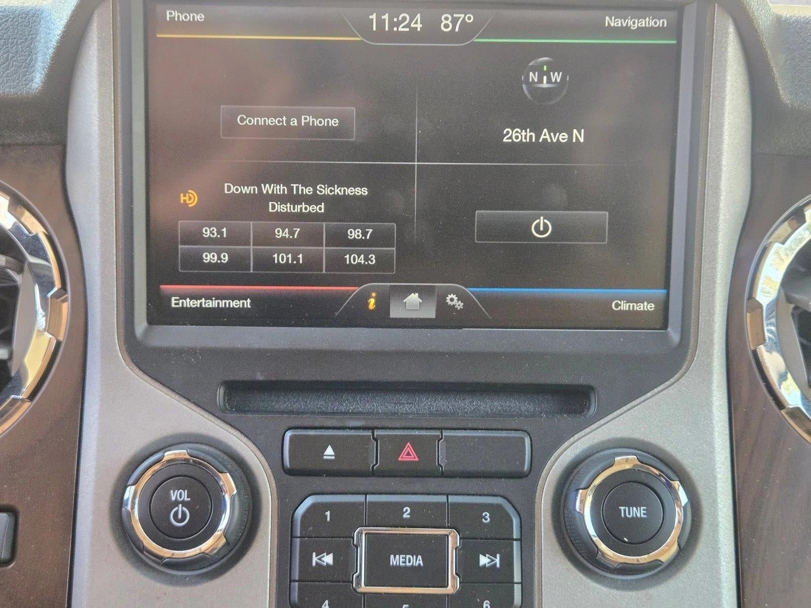 2014 Ford Super Duty F-350 SRW 2WD Crew Cab 6-3/4 Ft Box Lariat