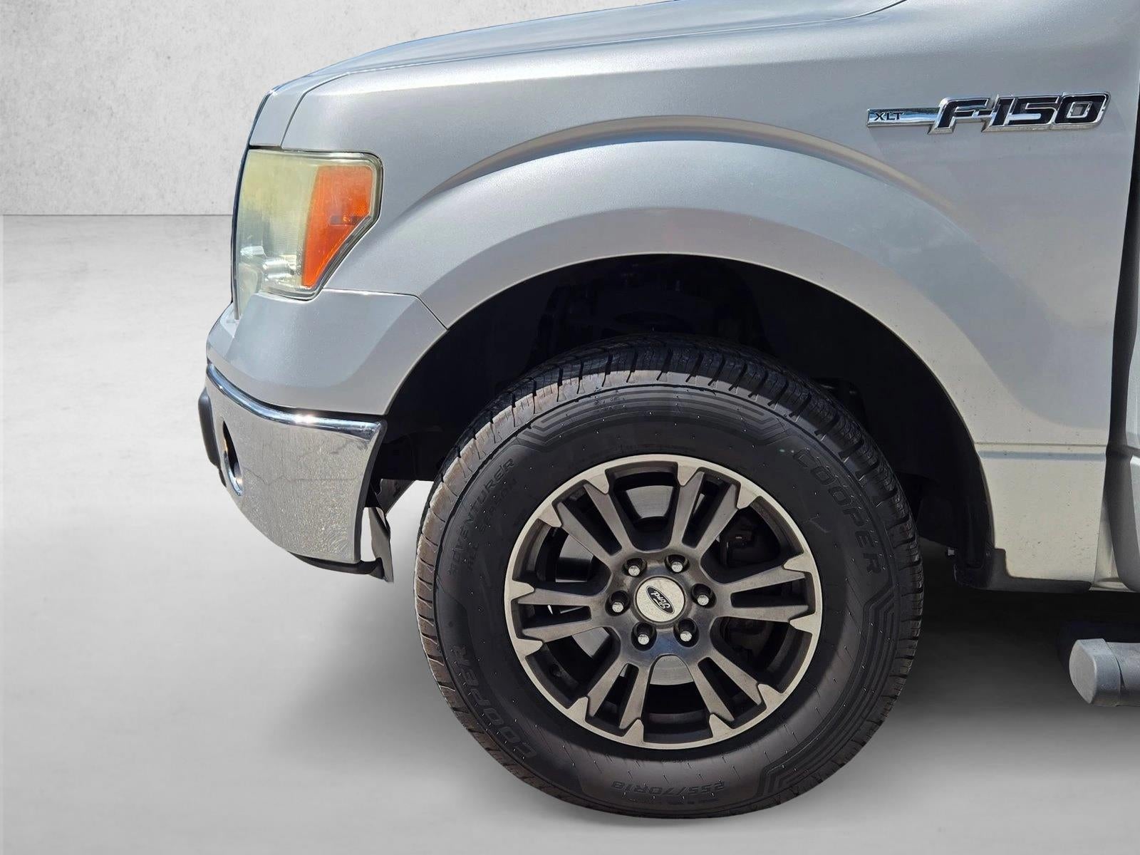 2013 Ford F-150 2WD SuperCrew 5-1/2 Ft Box XLT