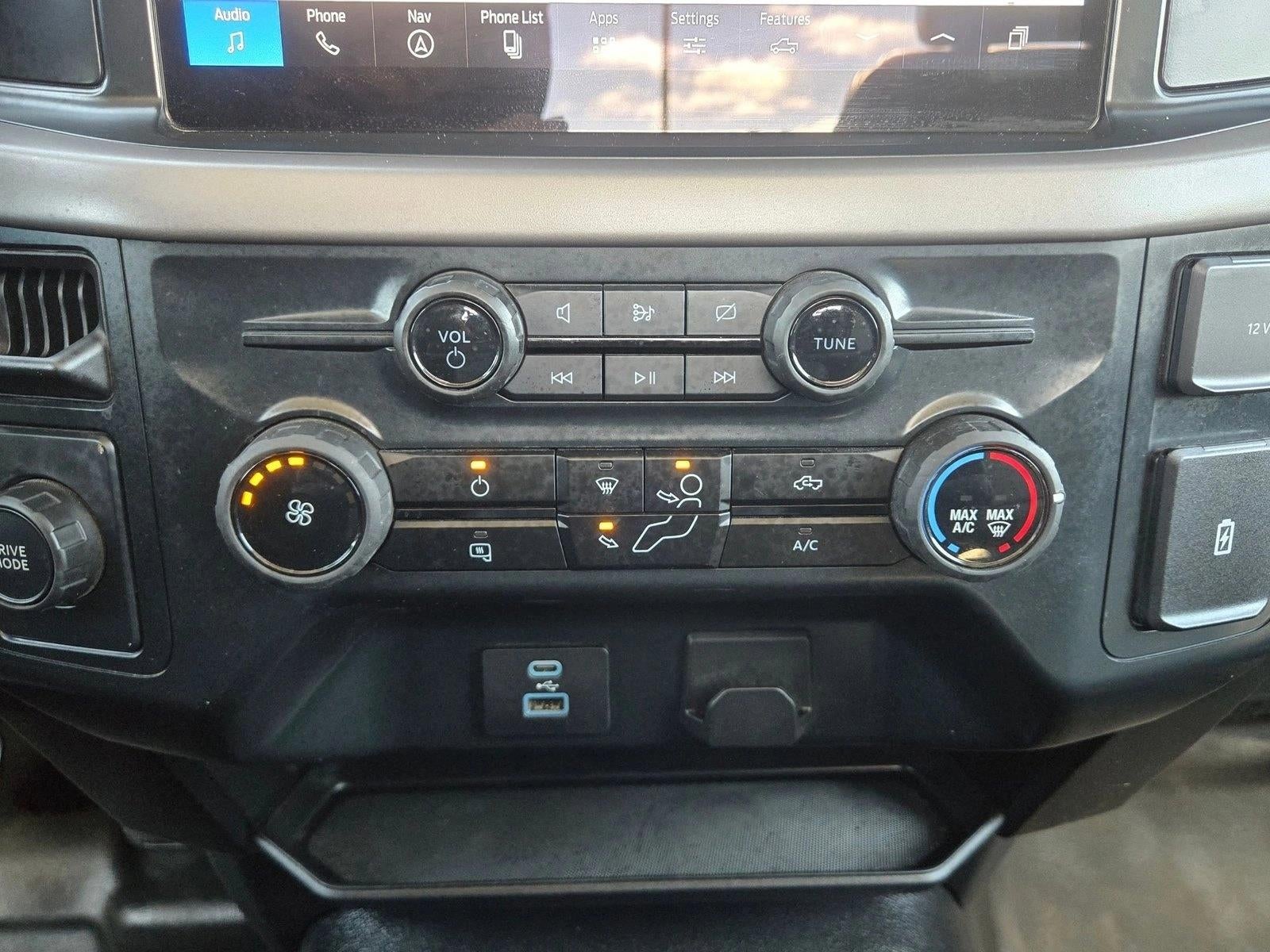 2024 Ford F-150 XL 2WD Reg Cab 8' Box