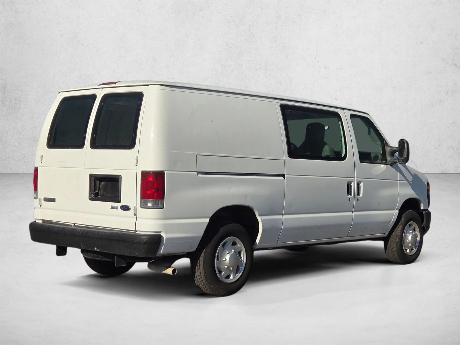 2009 Ford Econoline Cargo Van E-150 Commercial