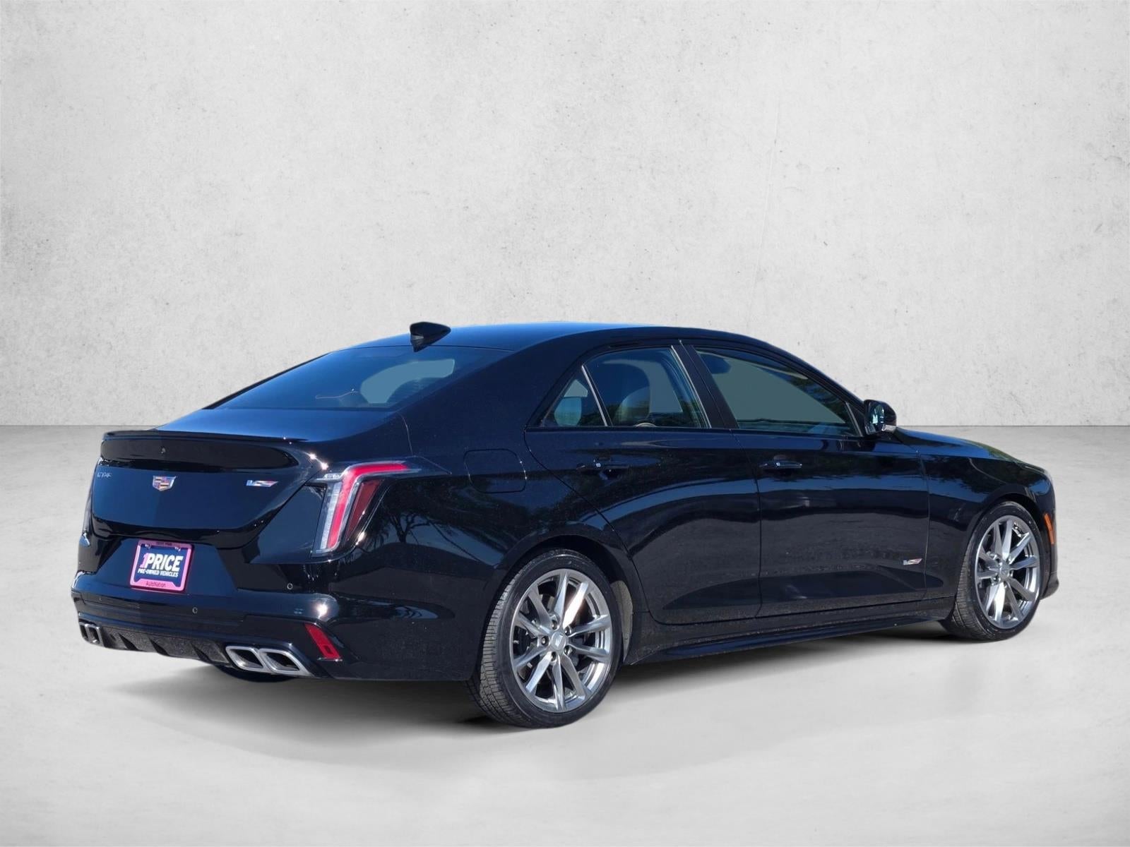 2022 Cadillac CT4-V 4dr Sdn