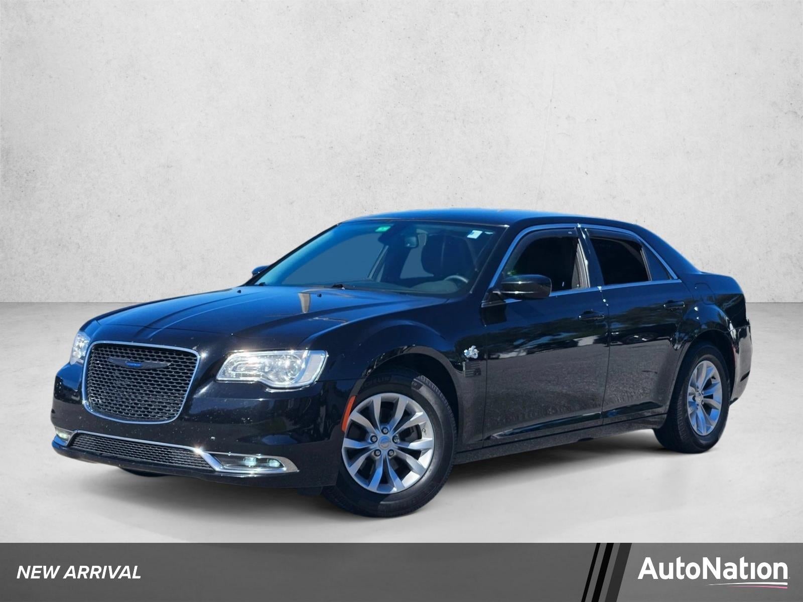 2022 Chrysler 300 Touring