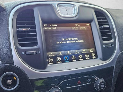 2022 Chrysler 300 Touring RWD