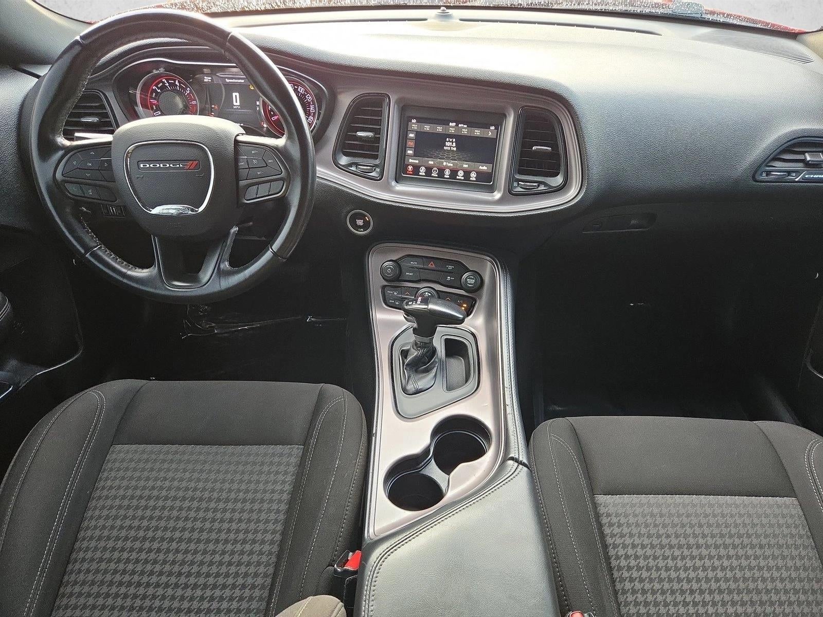 2023 Dodge Challenger SXT RWD