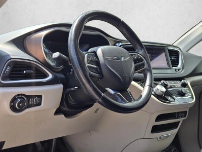 2019 Chrysler Pacifica Touring L FWD
