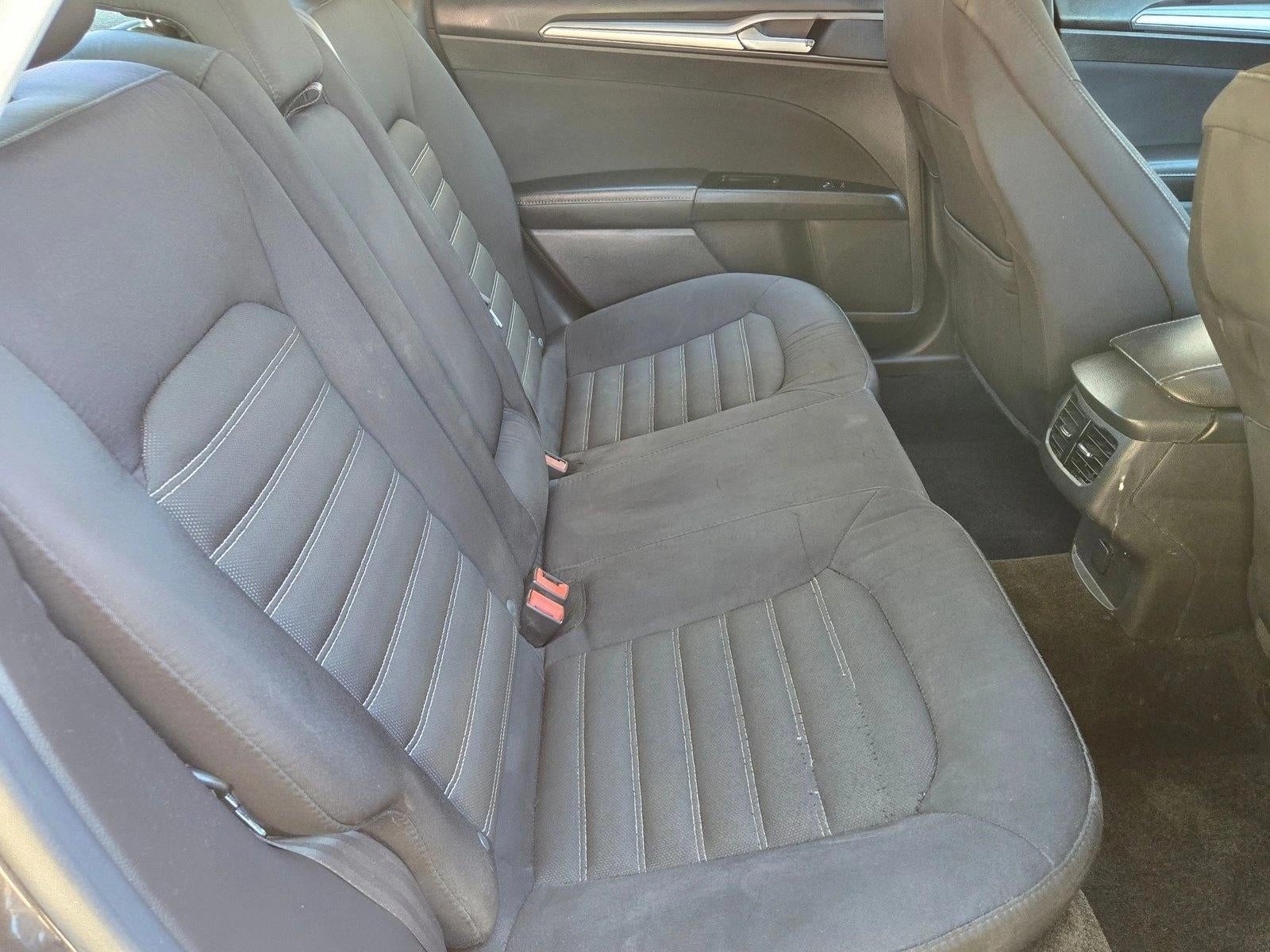 2015 Ford Fusion 4dr Sdn SE FWD