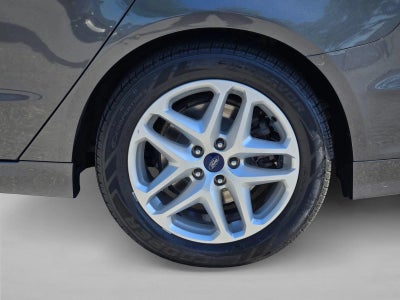 2015 Ford Fusion 4dr Sdn SE FWD